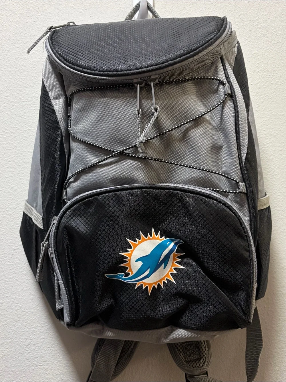 Miami Dolphins NFL Picnic Time PTX Insulated Backpack Cooler Bag Tailgate Gray